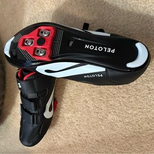 Men’s peloton shoes. Size 45 (fits 10.5)